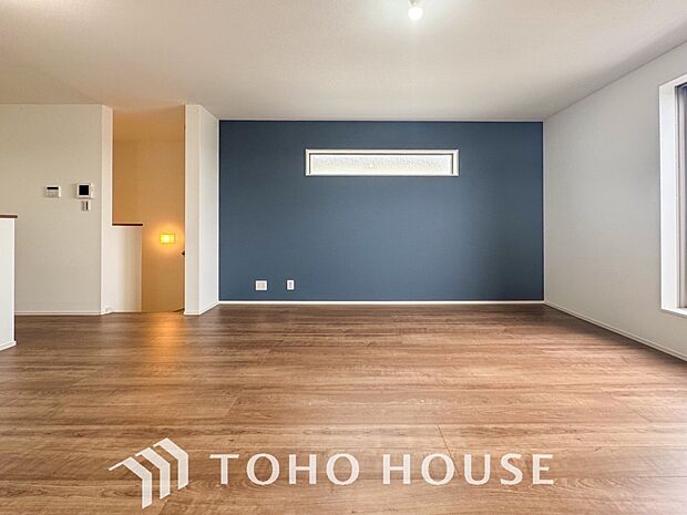 落ち着いた雰囲気に包まれた伸びやかな空間で、ゆったりと家族団らんの時間を過ごせます。