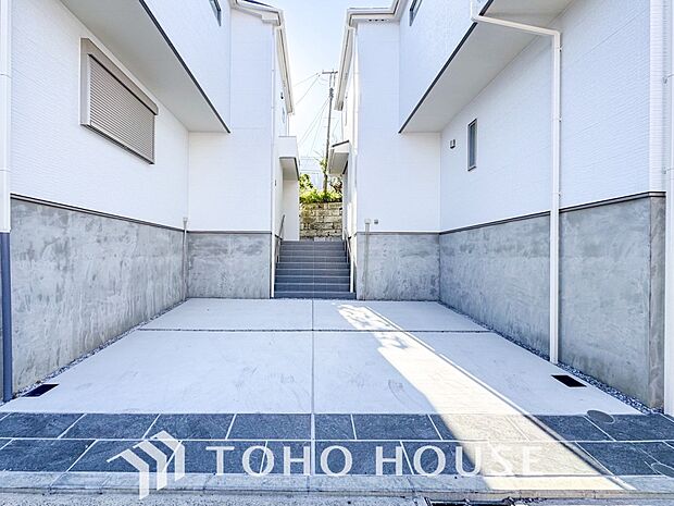 カースペースもゆとりある空間を保っています。