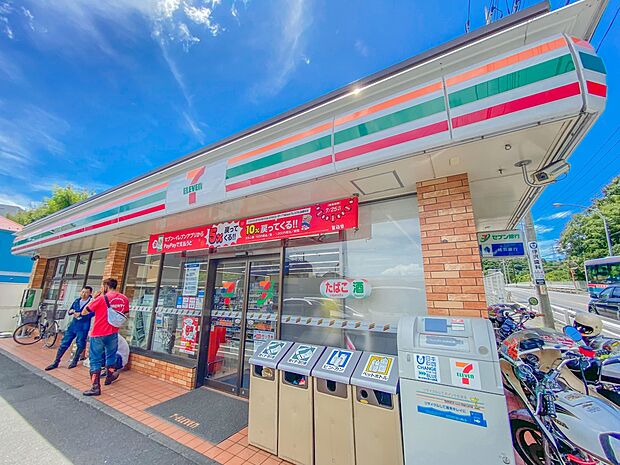 セブンイレブン横浜朝比奈インター店