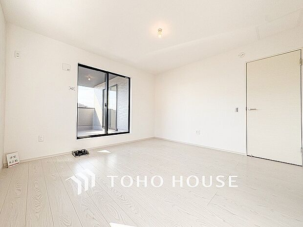 採光もアクセントの一つとして。プライベートルームにはやさしい光が射し込んでいます。