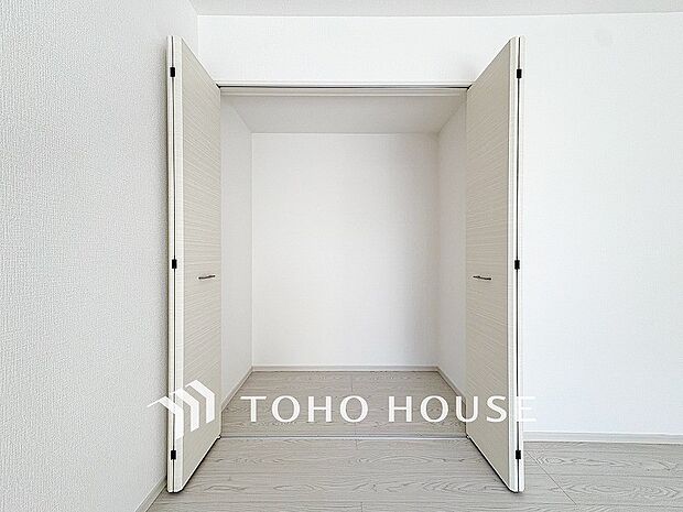 空間を余すところなく有効利用した収納は生活空間をより上質なものにしてくれるでしょう。