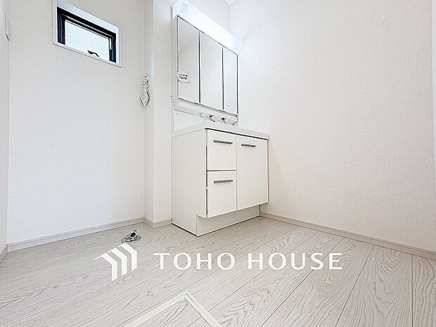 ご家族の1日が始まり、1日の終わりを締めくくる洗面空間。