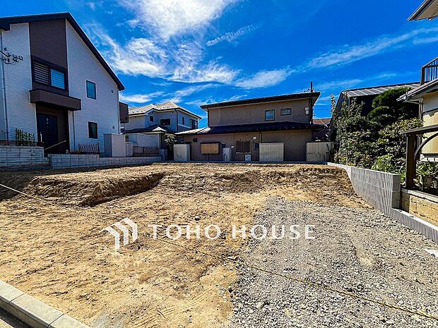 表現された空間は豊かな光と風を纏い、暮らしの時間を豊かにしてくれます。