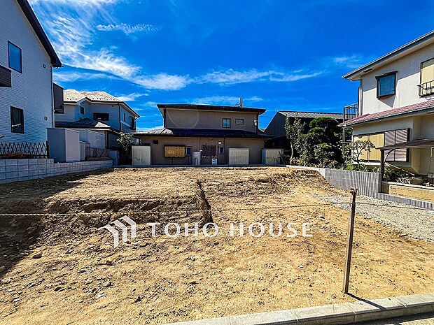 閑静な住宅地で小さなお子様がいるご家族にも安心な住環境が魅力です。