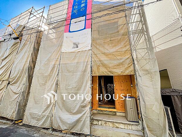 閑静な住宅街の一角、ひと時のくつろぎが生まれ、ゆっくりと愛着が育まれていきます。