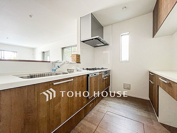 家族の健康を支えるキッチン。毎日使う場所だから気持よく使えて、居心地の良い空間に。