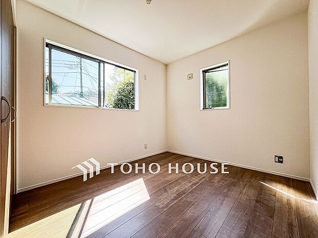 通風・採光にも優れ、心地よい光と風があふれています。