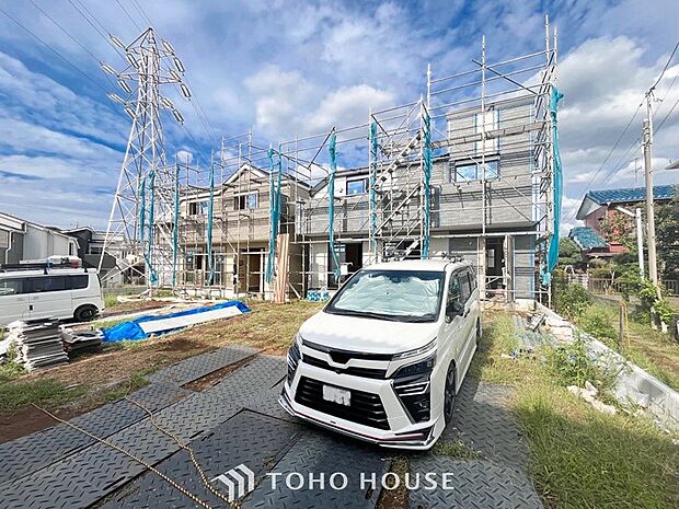 敷地内に駐車スペースがあると、日々の暮らしをスムーズに運ぶ事が出来ます。