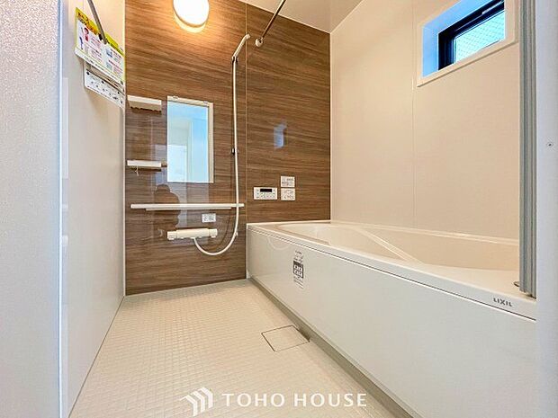 快適な使い心地とゆとりある空間が1日の疲れを解きほぐすバスルーム。