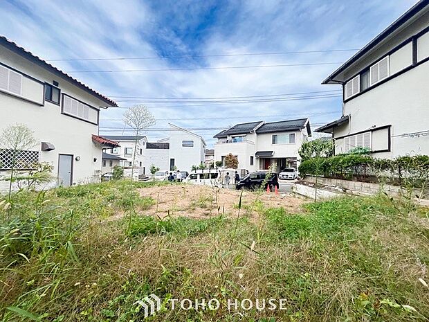 表現された空間は豊かな光と風を纏い、暮らしの時間を豊かにしてくれます。