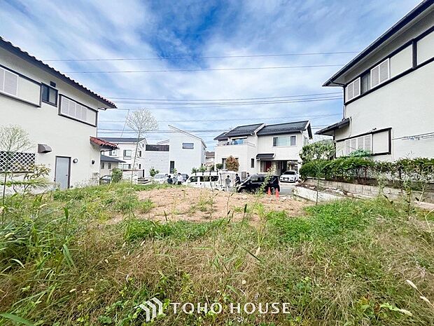 やわらかな陽射しがふりそそぎ、ゆったりした時間が流れます。