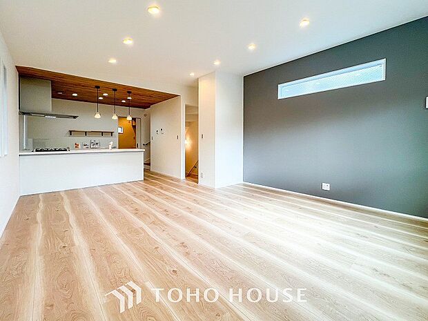 ご家族やお客様との時間など、多くの時を刻む空間。何気なく過ぎる時でさえも上質なひと時に。