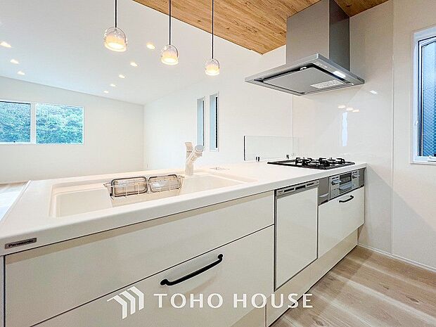 家族の健康を支えるキッチン。毎日使う場所だから気持よく使えて、居心地の良い空間に。