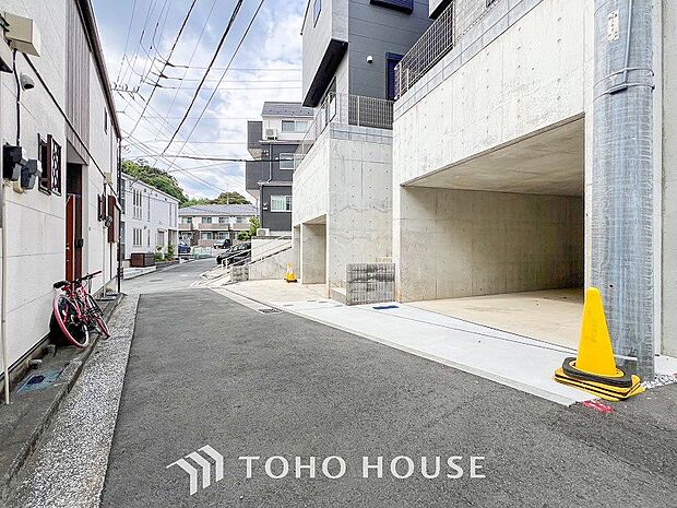 忙しく過ぎゆく日常を置き去るほど、ゆったりした時間が流れる住環境。