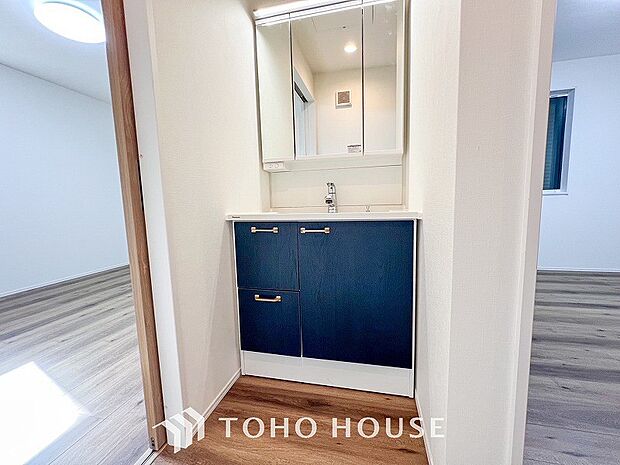 洗面台・洗面所ご家族の1日が始まり、1日の終わりを締めくくる洗面空間。