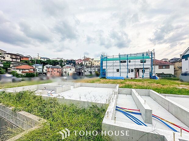 忙しく過ぎゆく日常を置き去るほど、ゆったりした時間が流れる住環境。