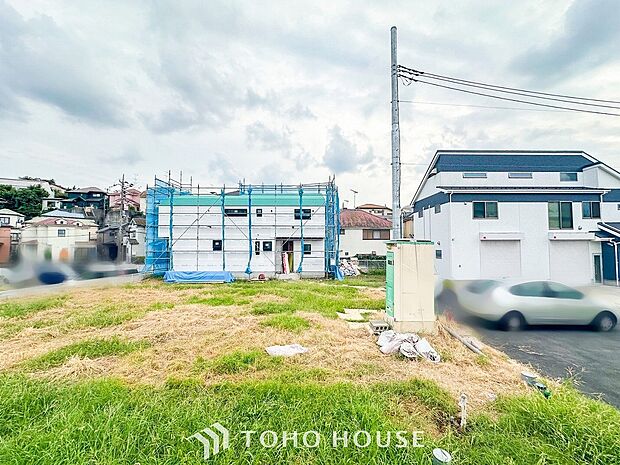 開放的で気持ちの良い眺望と青い空を満喫できます。