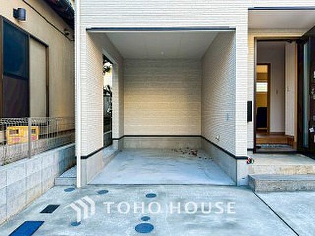 カースペースもゆとりある空間を保っています。