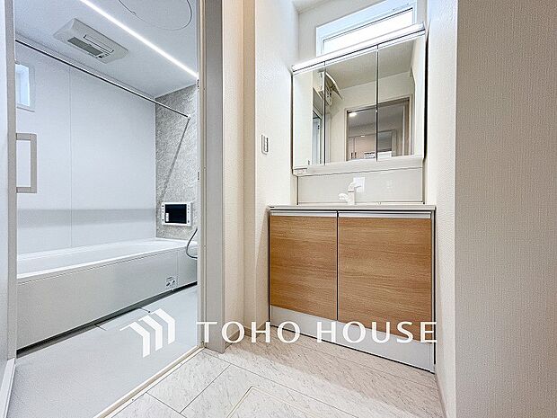 ご家族の1日が始まり、1日の終わりを締めくくる洗面空間。