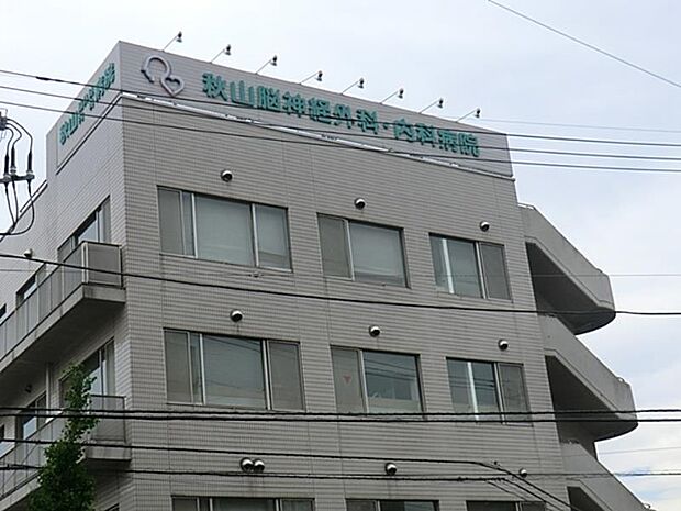 脳神経外科の専門病院として地域社会と連携し、24時間対応可能な先進的な医療を行っています。