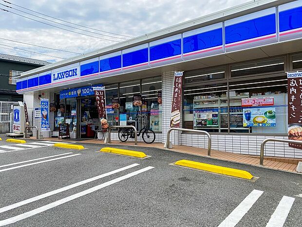 24時間営業ですので、急な買い物に便利です。