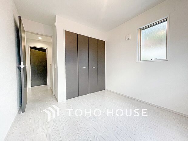 環境の良い場所にセンス良く暮らしたい、こだわりの室内には至福のシーンが繰り広げられます。