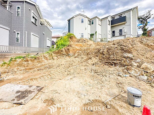 カースペースもゆとりある空間を保っています。