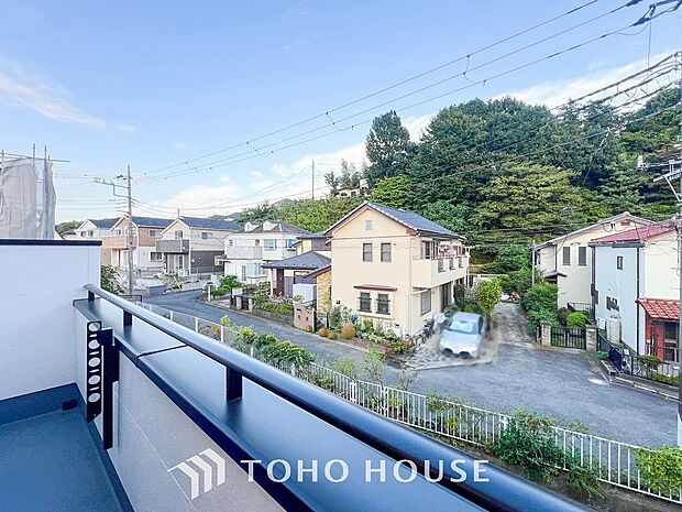 開放的で気持ちの良い眺望と青い空を満喫できます。