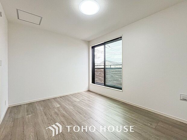 通風・採光にも優れ、心地よい光と風があふれています。