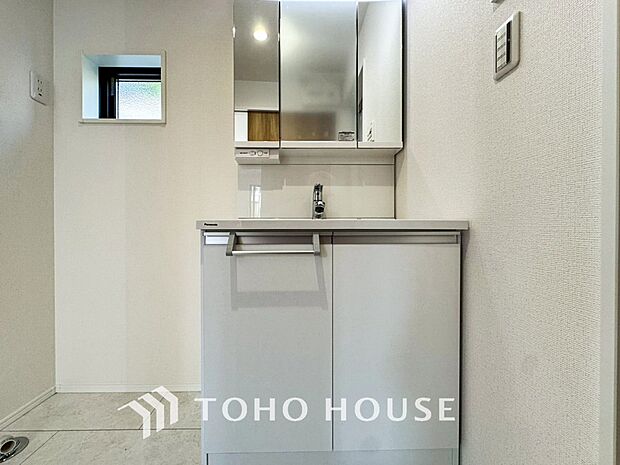 ご家族の1日が始まり、1日の終わりを締めくくる洗面空間。