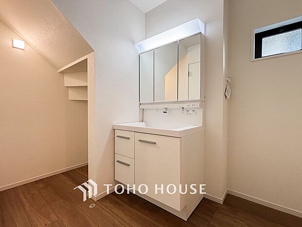 洗面台・洗面所清潔感のあるホワイトでまとめられ、ゆったり落ち着いてお使い頂けます。