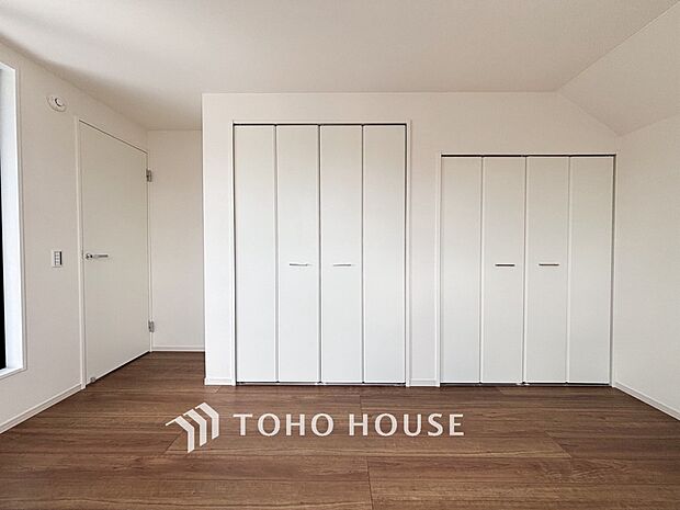 収納スペースもあり、生活しやすい居住スペースです。