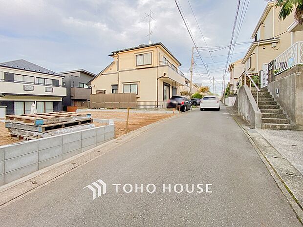 毎日のお散歩も快適な、緑に恵まれた閑静な住宅地。