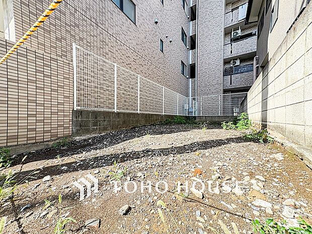 閑静な住宅地で小さなお子様がいるご家族にも安心な住環境が魅力です。