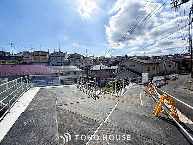 敷地内駐車スペース。日々の暮らしをスムーズに運ぶ事が出来ます。