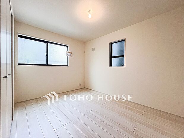 環境の良い場所にセンス良く暮らしたい、こだわりの室内には至福のシーンが繰り広げられます。