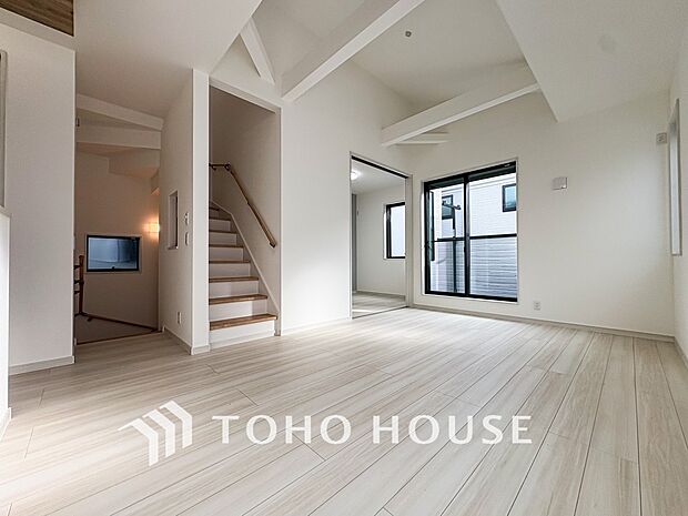 ご家族やお客様との時間など、多くの時を刻む空間。何気なく過ぎる時でさえも上質なひと時に。