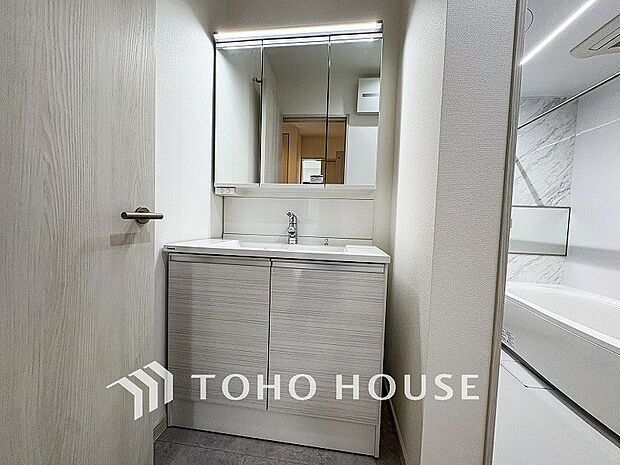 洗面台・洗面所ご家族の1日が始まり、1日の終わりを締めくくる洗面空間。