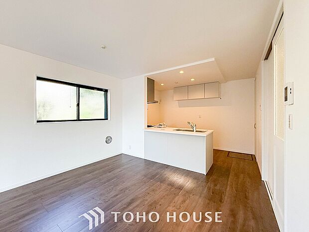 空気感という居心地の良いＢＧＭは、暮らしのステージを彩り、心のやすらぎと満足感を与えてくれます。