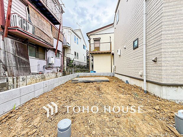 カースペースもゆとりある空間を保っています。