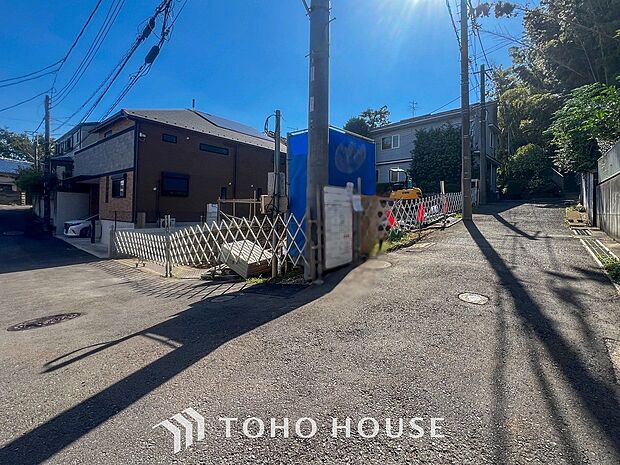 忙しく過ぎゆく日常を置き去るほど、ゆったりした時間が流れる住環境。