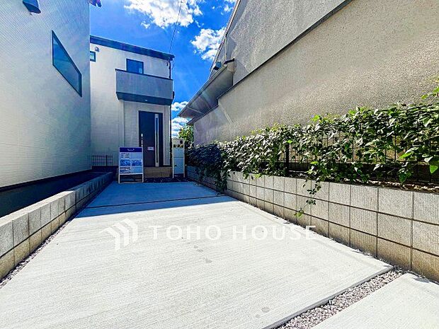 カースペースもゆとりある空間を保っています。