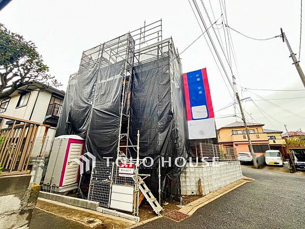 ゆったりとした駐車スペースを確保。自転車やバイクなどの駐輪スペースとしても。