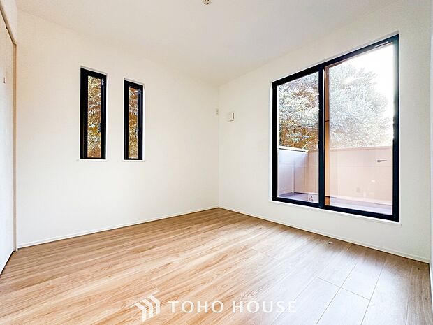 環境の良い場所にセンス良く暮らしたい、こだわりの室内には至福のシーンが繰り広げられます。