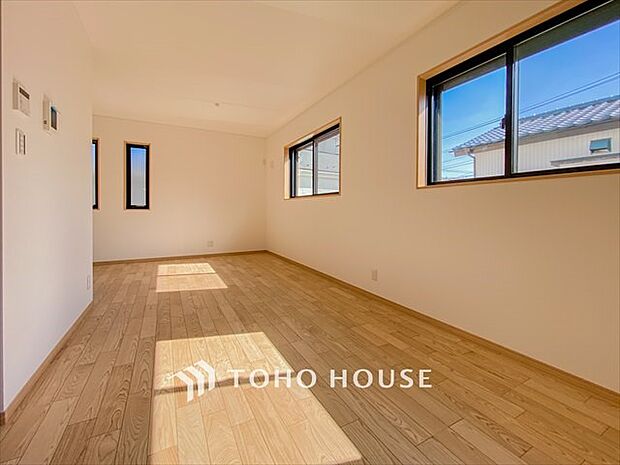 ご家族やお客様との時間など、多くの時を刻む空間。何気なく過ぎる時でさえも上質なひと時に。