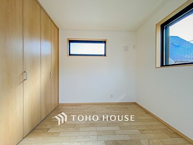 通風・採光にも優れ、心地よい光と風があふれています。