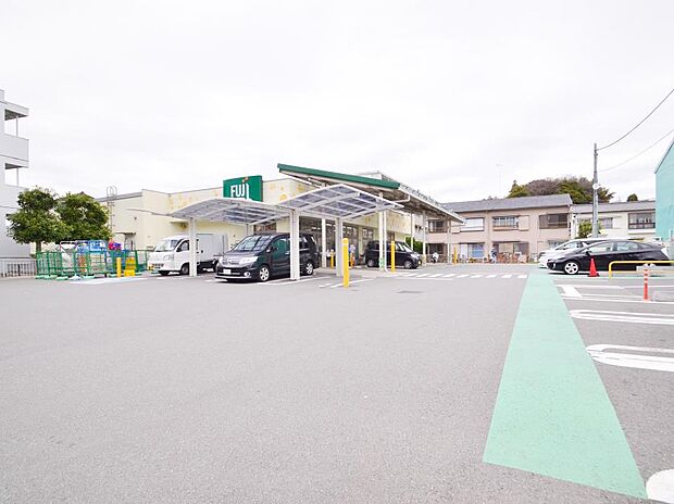 宅配サービスも行っていますので、お水やお米などの重たいものを購入の際利用すると便利です。