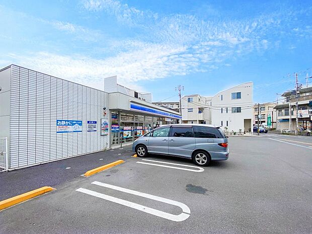 24時間営業ですので、急な買い物に便利です。