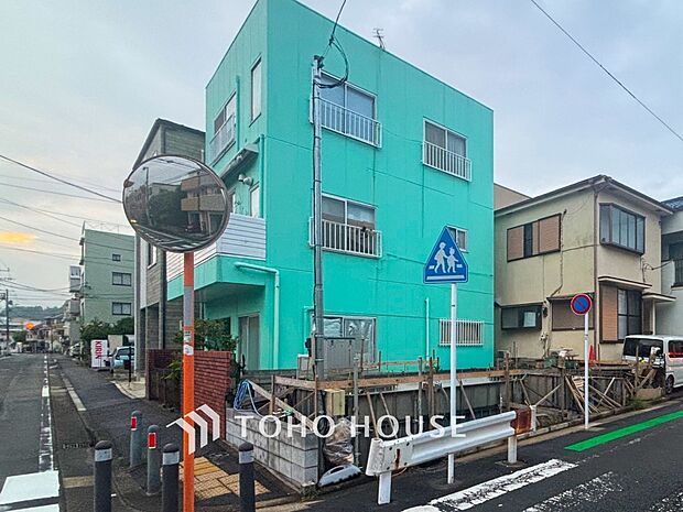 快適な閑静な住宅地で穏やかな暮らしを実現できるロケーションです。