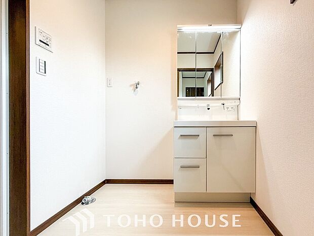 洗面台・洗面所ご家族の1日が始まり、1日の終わりを締めくくる洗面空間。